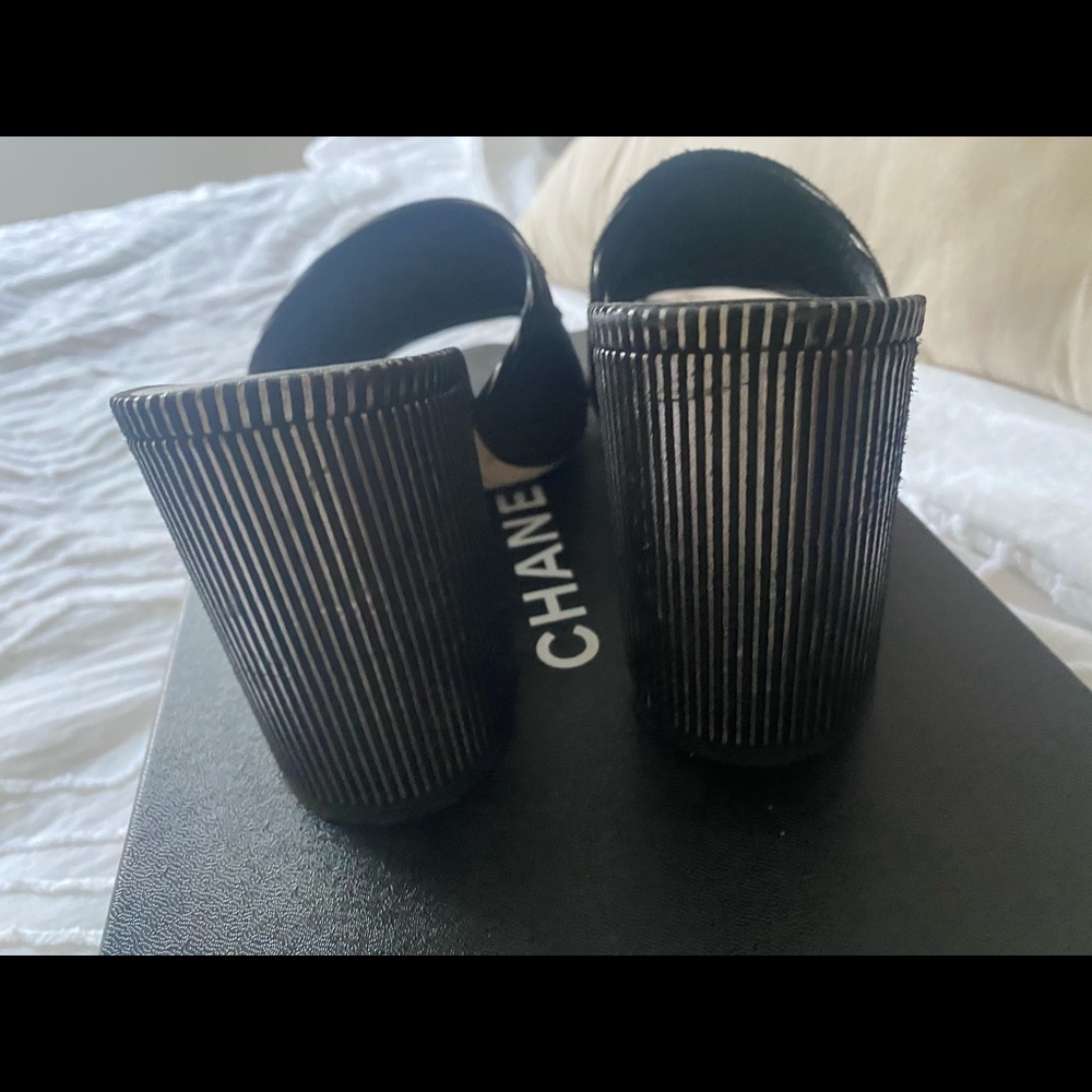 Chanel - Picture 4 of 5